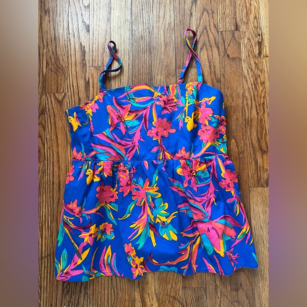 Size 2T J Crew summer top. Worn once. Matching mommy and me article.